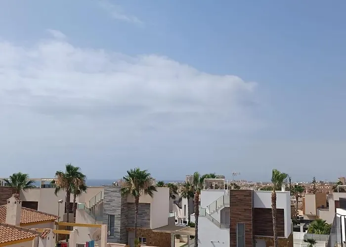 Pmt22 - Luxury Villa With Private Heated Pool And Jacuzzi